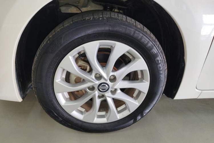 Used Nissan Sylphy 2019 Classic 1.6XL CVT Luxury Edition Exterior 4