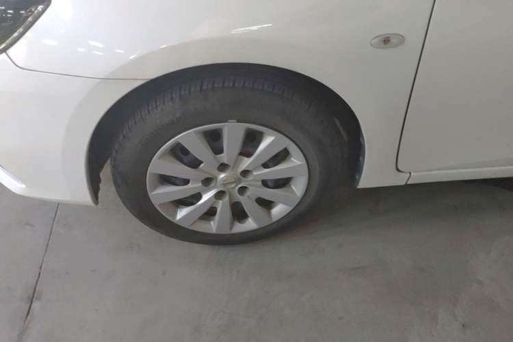 Used Nissan Sylphy 2019 Classic 1.6XE CVT Comfort Edition Exterior 4