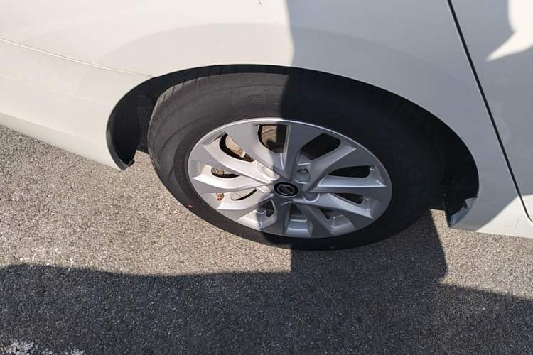 Used Nissan Sylphy 2019 1.6XV CVT Smart Connect Luxury Edition China VI Standard Exterior 5
