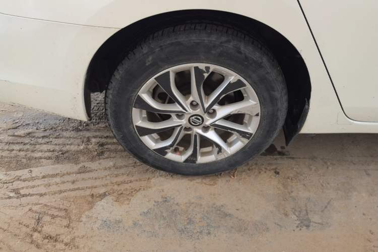 Used Nissan Sylphy 2019 Classic 1.6XL CVT Luxury Edition Exterior 5