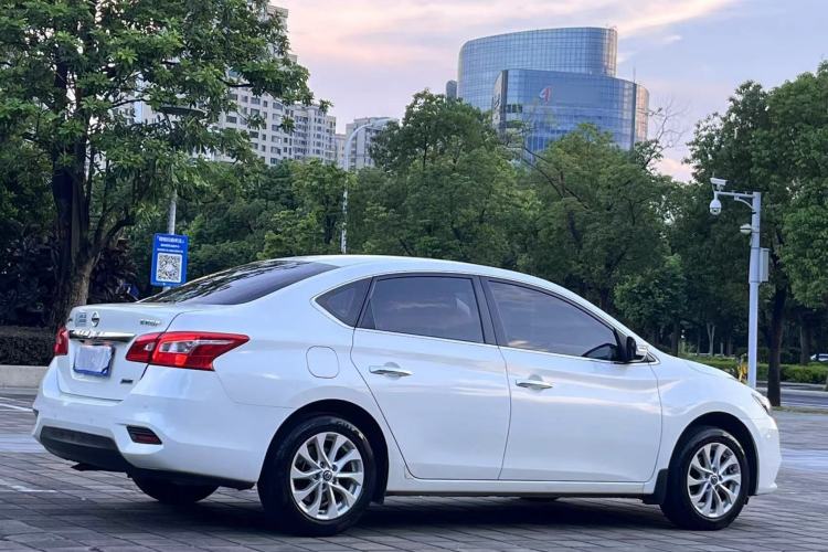 Used Nissan Sylphy 2019 1.6XV CVT Smart Connect Luxury Edition China VI Standard Exterior 5