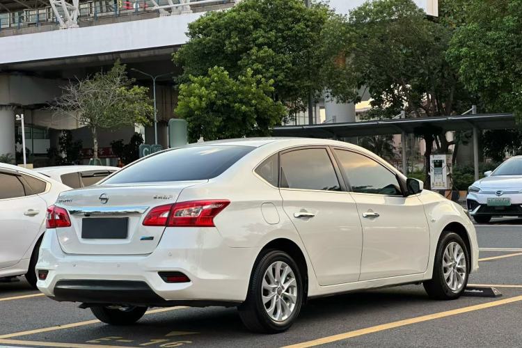 Used Nissan Sylphy 2019 Classic 1.6XL CVT Luxury Edition Exterior 6