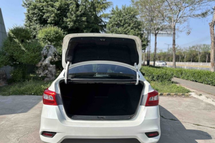 Used Nissan Sylphy 2019 1.6XV CVT Smart Connect Luxury Edition China VI Standard Exterior 6