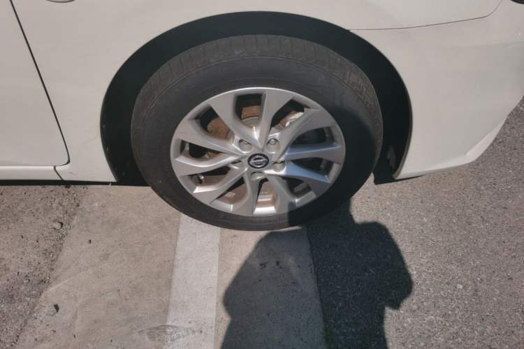 Used Nissan Sylphy 2019 Classic 1.6 XL Manual Luxury Edition Exterior 7