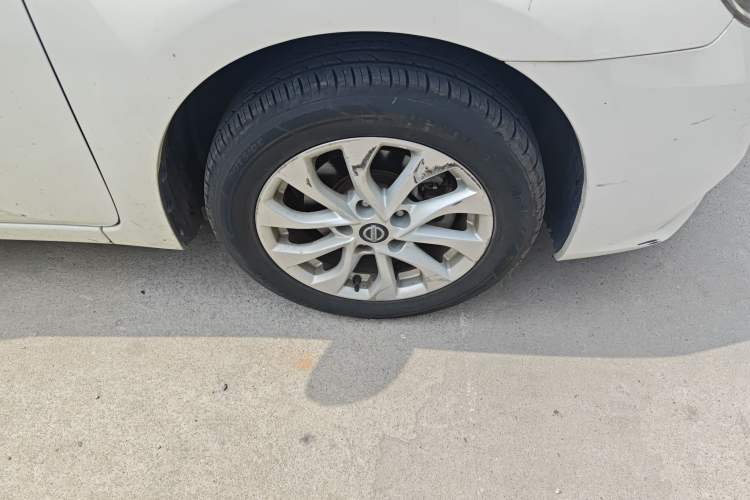 Used Nissan Sylphy 2019 1.6XV CVT Smart Connect Luxury Edition China VI Standard Exterior 7