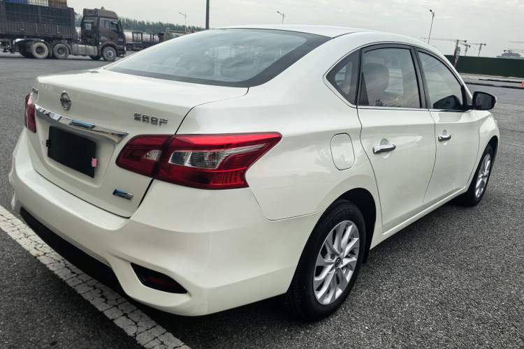 Used Nissan Sylphy 2019 1.6XV CVT Smart Connect Luxury Edition China VI Standard Exterior 8
