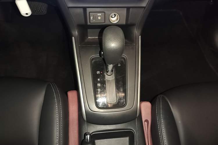 Used Nissan Sylphy 2019 Classic 1.6XE CVT Comfort Edition Gear Lever