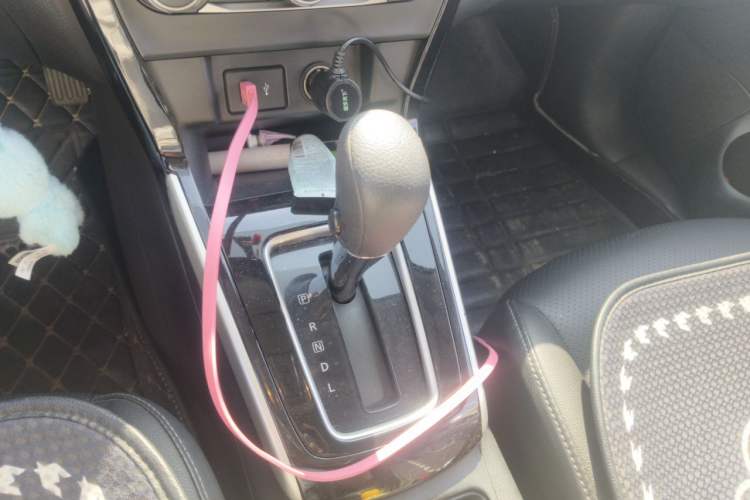 Used Nissan Sylphy 2019 Classic 1.6XL CVT Luxury Edition Gear Lever