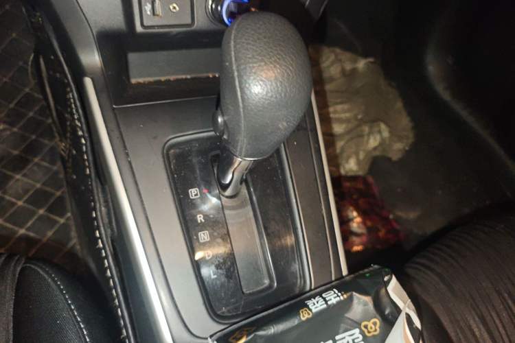 Used Nissan Sylphy 2019 Classic 1.6XE CVT Comfort Edition Gear Lever