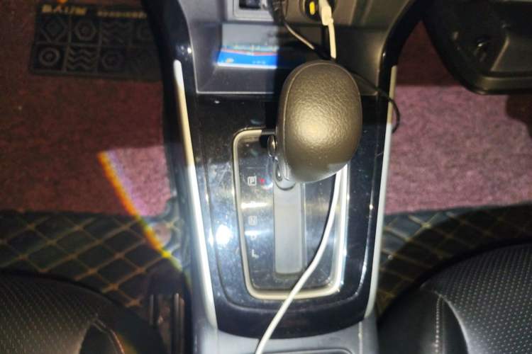 Used Nissan Sylphy 2019 Classic 1.6XL CVT Luxury Edition Gear Lever