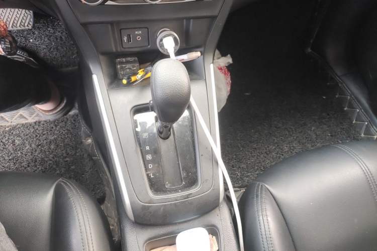 Used Nissan Sylphy 2019 Classic 1.6XE CVT Comfort Edition Gear Lever
