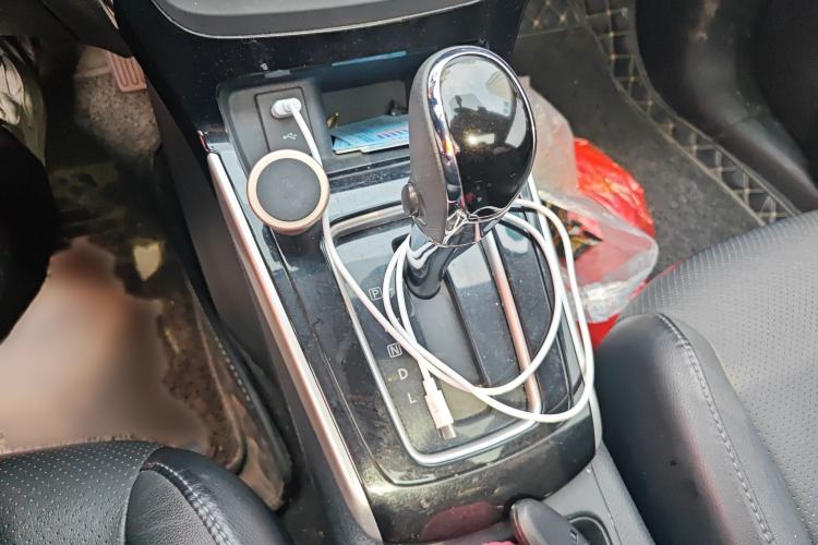 Used Nissan Sylphy 2019 1.6XV CVT Smart Connect Luxury Edition China VI Standard Gear Lever