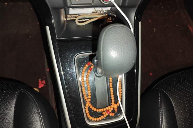 Used Nissan Sylphy 2019 Classic 1.6XL CVT Luxury Edition Gear Lever