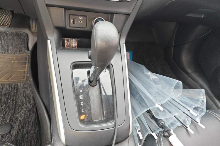 Used Nissan Sylphy 2019 Classic 1.6XE CVT Comfort Edition Gear Lever