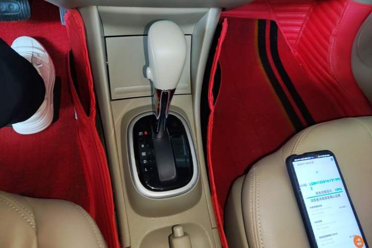 Used Nissan Sylphy 2019 Classic 1.6XE+ CVT Smart Connect Luxury Edition Gear Lever