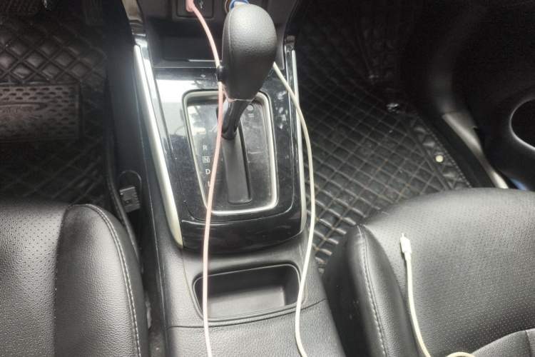 Used Nissan Sylphy 2019 Classic 1.6XL CVT Luxury Edition Gear Lever