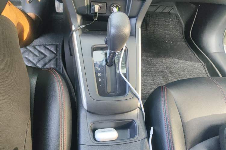 Used Nissan Sylphy 2019 Classic 1.6XE CVT Comfort Edition Gear Lever