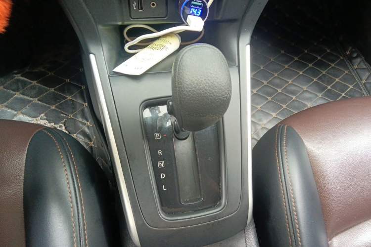 Used Nissan Sylphy 2019 Classic 1.6XE CVT Comfort Edition Gear Lever