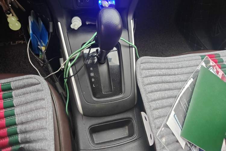 Used Nissan Sylphy 2019 Classic 1.6XE CVT Comfort Edition Gear Lever