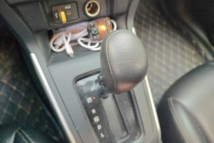 Used Nissan Sylphy 2019 Classic 1.6XE CVT Comfort Edition Gear Lever