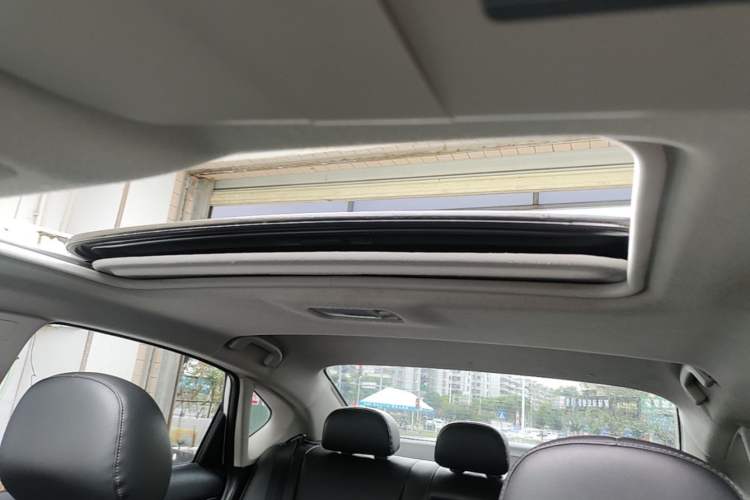Used Nissan Sylphy 2019 Classic 1.6XL CVT Luxury Edition Headliner