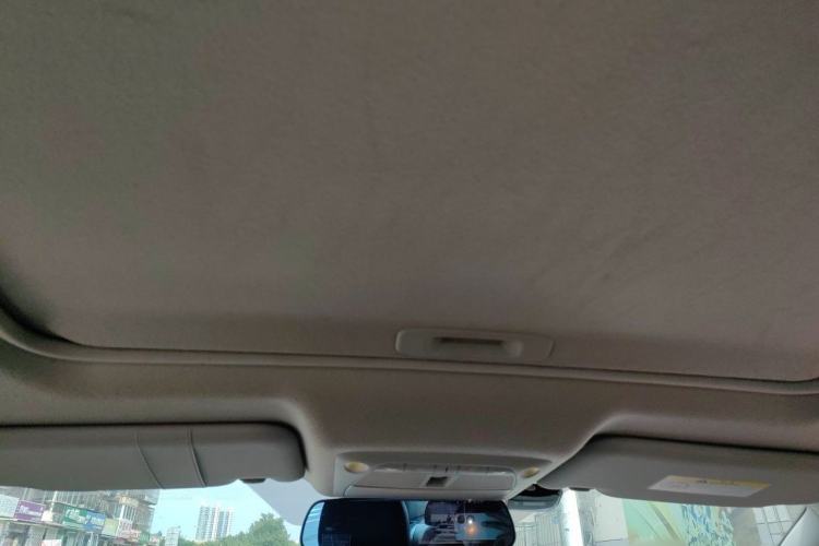 Used Nissan Sylphy 2019 1.6XV CVT Smart Connect Luxury Edition China VI Standard Headliner