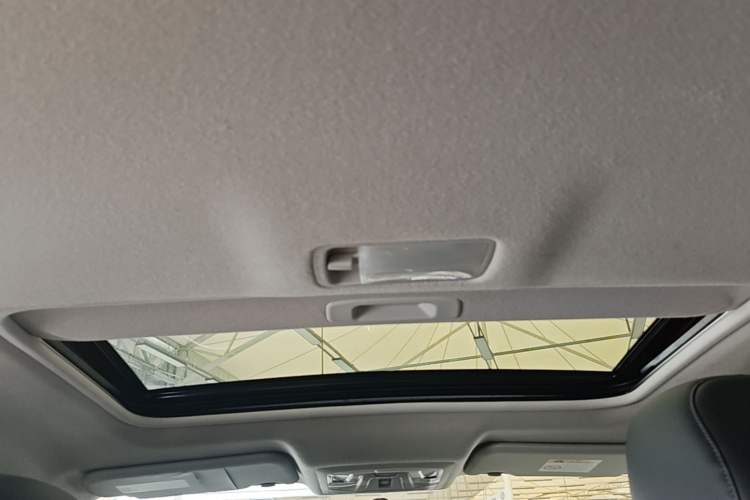 Used Nissan Sylphy 2019 Classic 1.6XL CVT Luxury Edition Headliner