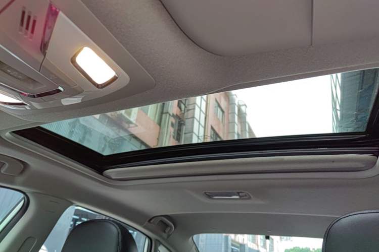 Used Nissan Sylphy 2019 Classic 1.6XL CVT Luxury Edition Headliner