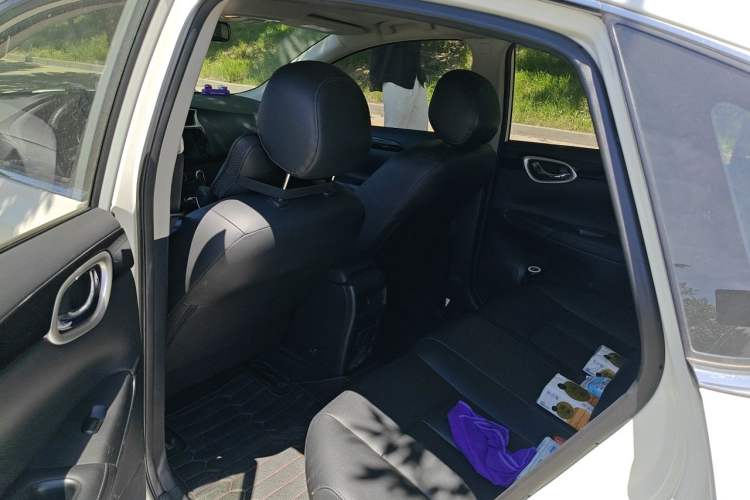 Used Nissan Sylphy 2019 Classic 1.6XL CVT Luxury Edition Headliner