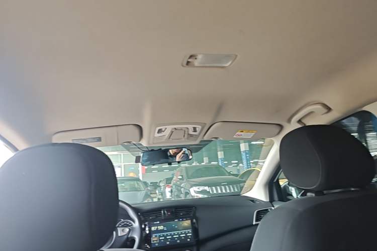 Used Nissan Sylphy 2019 Classic 1.6XE CVT Comfort Edition Headliner