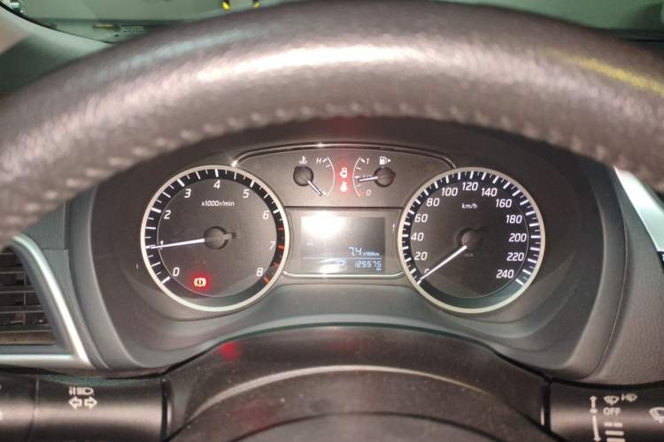 Used Nissan Sylphy 2019 1.6XV CVT Smart Connect Luxury Edition China V Standard Instrument Cluster