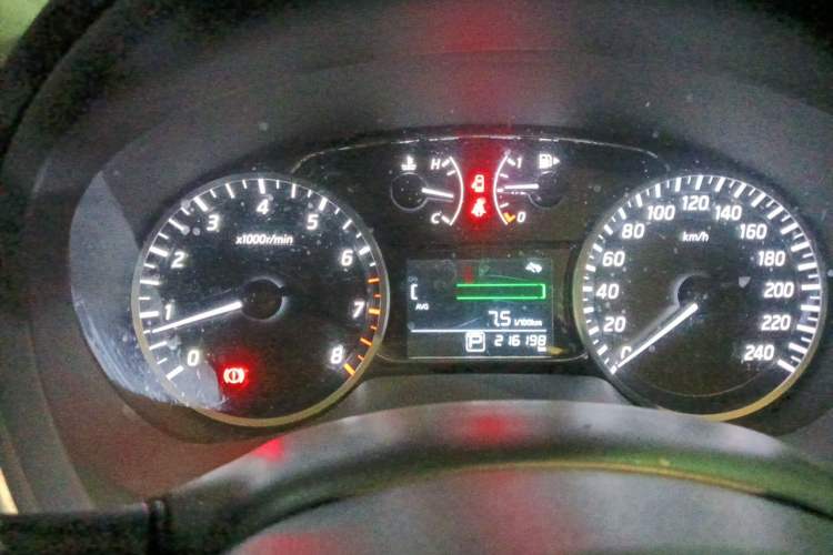 Used Nissan Sylphy 2019 1.6XV CVT Smart Connect Luxury Edition China VI Standard Instrument Cluster