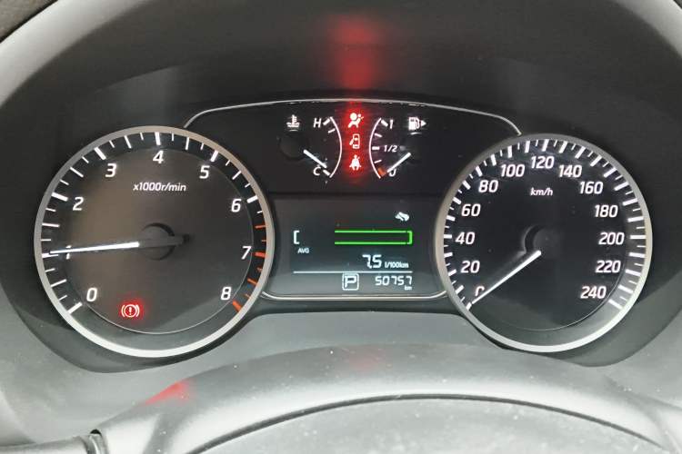 Used Nissan Sylphy 2019 Classic 1.6XE CVT Comfort Edition Instrument Cluster