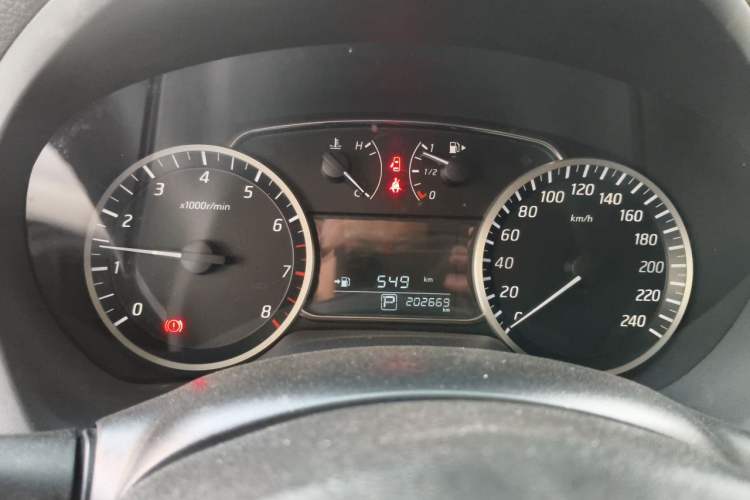 Used Nissan Sylphy 2019 1.6XV CVT Smart Connect Luxury Edition China VI Standard Instrument Cluster
