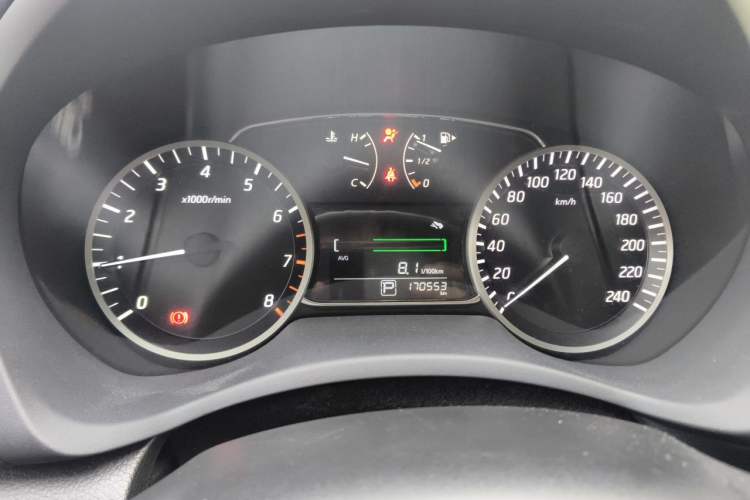 Used Nissan Sylphy 2019 1.6XV CVT Smart Connect Luxury Edition China VI Standard Instrument Cluster