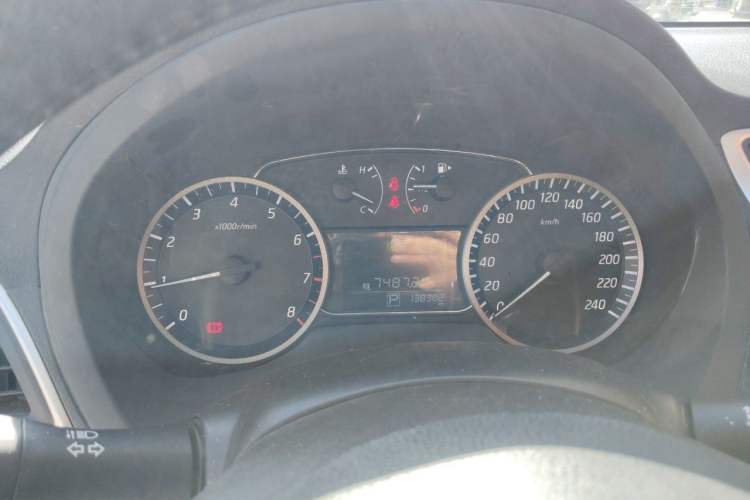 Used Nissan Sylphy 2019 1.6XV CVT Smart Connect Luxury Edition China VI Standard Instrument Cluster