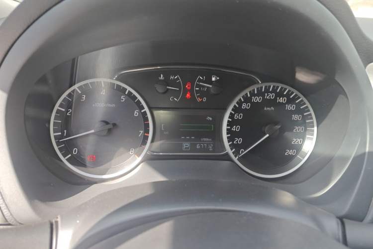 Used Nissan Sylphy 2019 Classic 1.6XL CVT Luxury Edition Instrument Cluster