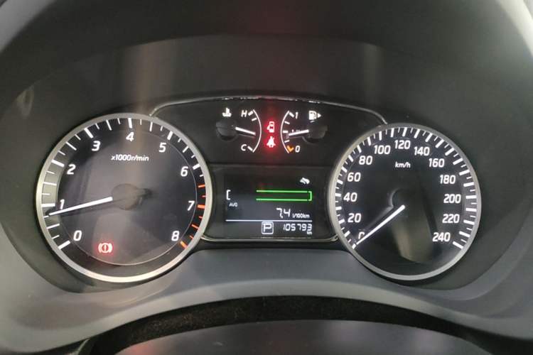 Used Nissan Sylphy 2019 1.6XV CVT Smart Connect Luxury Edition China VI Standard Instrument Cluster