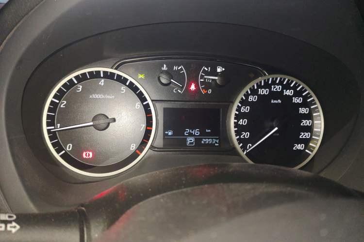 Used Nissan Sylphy 2019 1.6XV CVT Smart Connect Luxury Edition China VI Standard Instrument Cluster