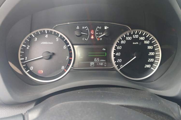 Used Nissan Sylphy 2019 Classic 1.6XL CVT Luxury Edition Instrument Cluster