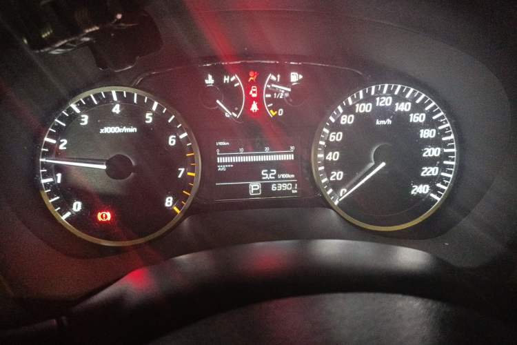 Used Nissan Sylphy 2019 1.6XV CVT Smart Connect Luxury Edition China VI Standard Instrument Cluster