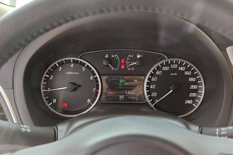 Used Nissan Sylphy 2019 1.6XV CVT Smart Connect Luxury Edition China VI Standard Instrument Cluster
