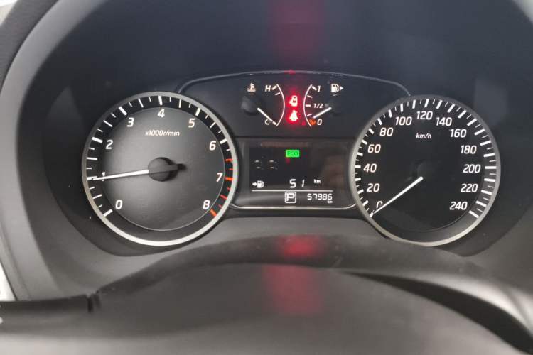 Used Nissan Sylphy 2019 1.6XV CVT Smart Connect Luxury Edition China VI Standard Instrument Cluster