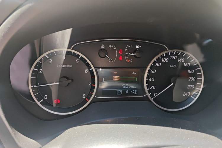 Used Nissan Sylphy 2019 1.6XV CVT Smart Connect Luxury Edition China V Standard Instrument Cluster