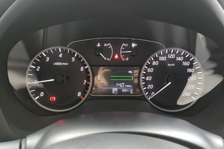 Used Nissan Sylphy 2019 1.6XV CVT Smart Connect Luxury Edition China VI Standard Instrument Cluster