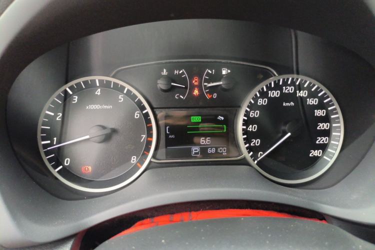 Used Nissan Sylphy 2019 1.6XV CVT Smart Connect Luxury Edition China VI Standard Instrument Cluster