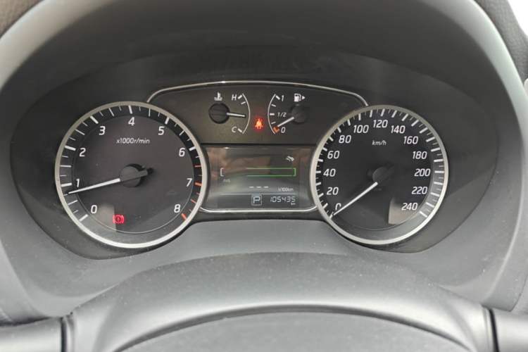 Used Nissan Sylphy 2019 1.6XV CVT Smart Connect Luxury Edition China VI Standard Instrument Cluster