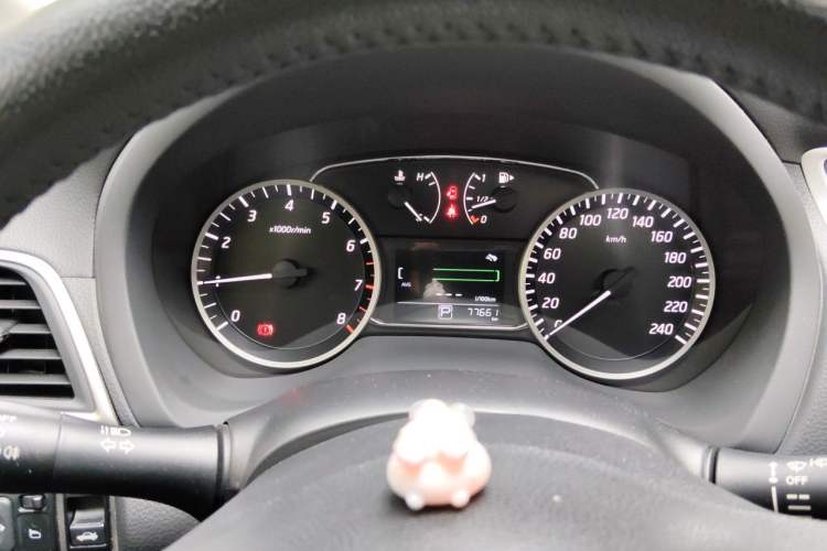Used Nissan Sylphy 2019 1.6XV CVT Smart Connect Luxury Edition China VI Standard Instrument Cluster