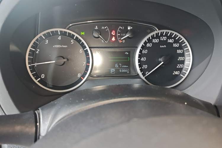 Used Nissan Sylphy 2019 Classic 1.6XE CVT Comfort Edition Instrument Cluster