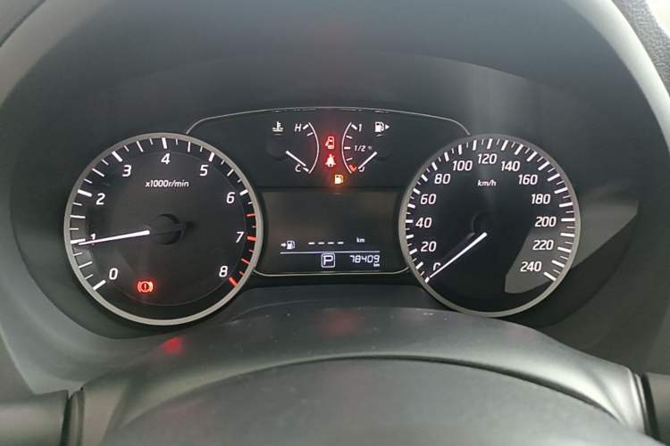 Used Nissan Sylphy 2019 Classic 1.6XE CVT Comfort Edition Instrument Cluster